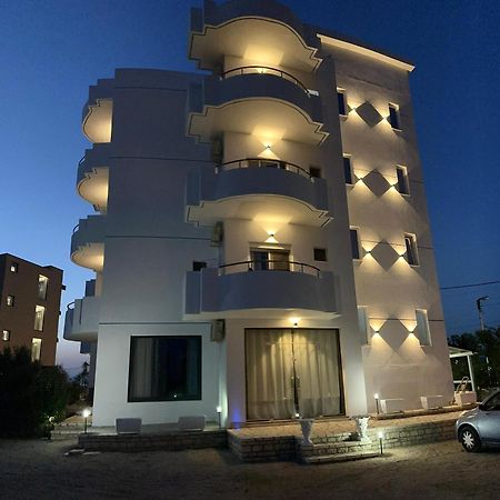 Hotel Belle Vue Ksamil Eksteriør billede