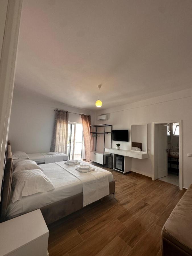 Hotel Belle Vue Ksamil Eksteriør billede