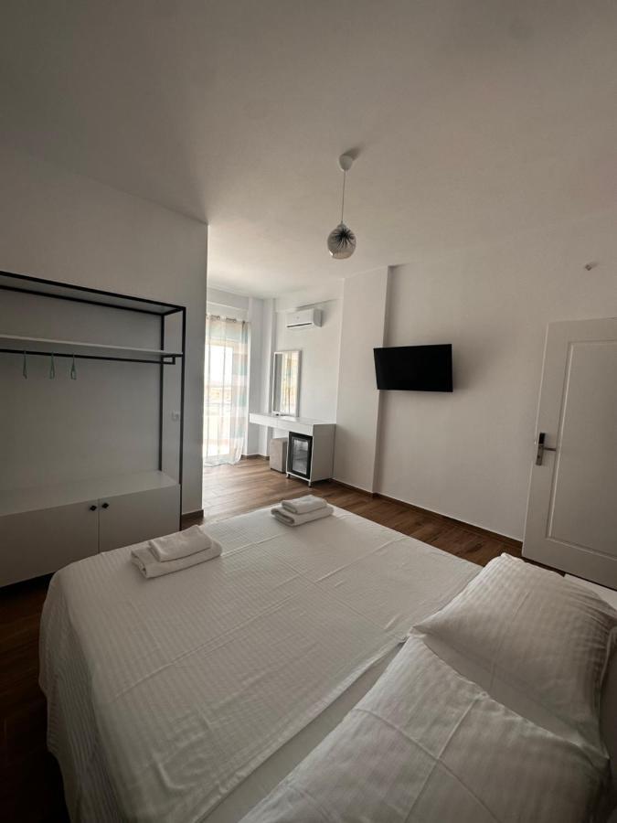 Hotel Belle Vue Ksamil Eksteriør billede