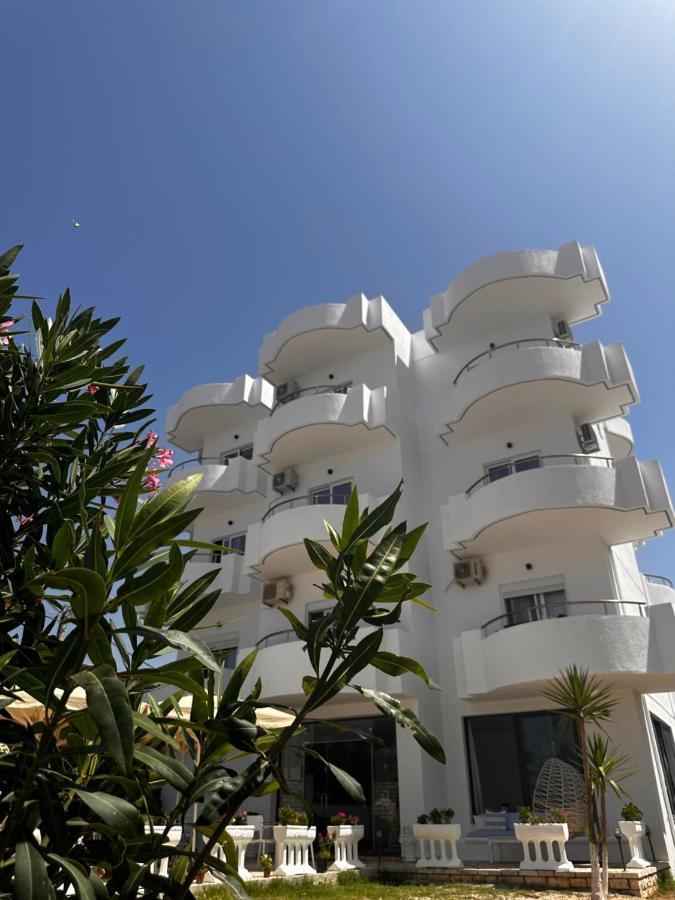 Hotel Belle Vue Ksamil Eksteriør billede