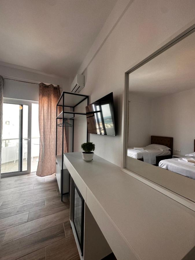 Hotel Belle Vue Ksamil Eksteriør billede
